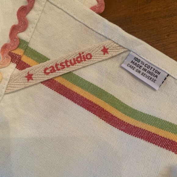 Cat Studio 2008 Georgia Embroidered Cotton Dish Towel - Picture 5 of 5